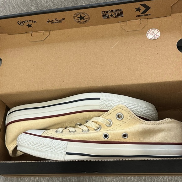 Converse Chuck Taylor OX Women’s Natural White Sneaker 6.5 - Picture 2 of 5